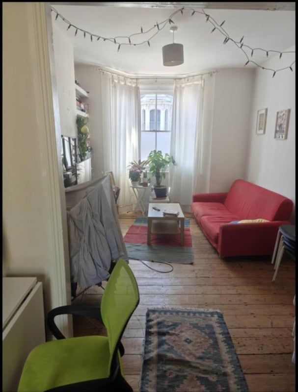 Room Mayall Road in Greater London