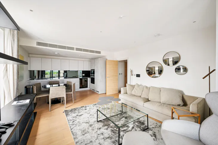 Flat Sutherland Street in City of Westminster