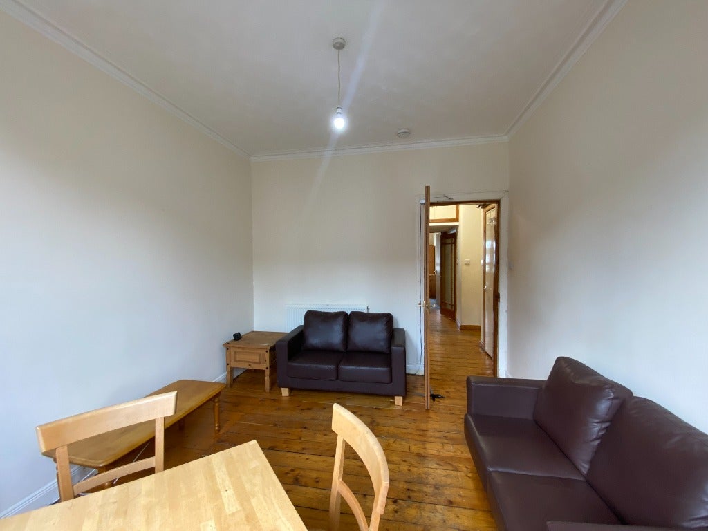 Room Downfield Place in City of Edinburgh