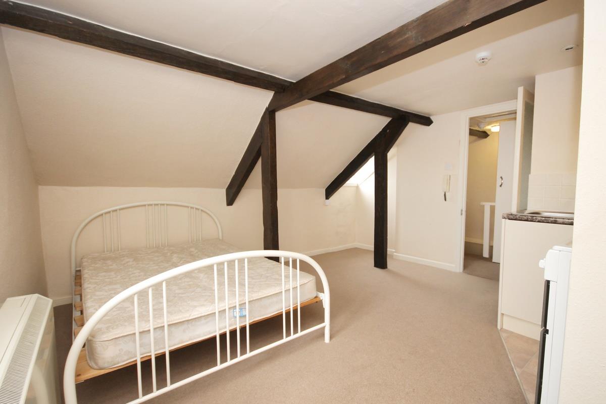Flat Cleveland Place in Bath
