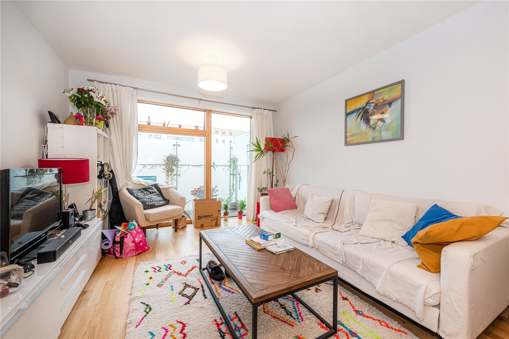 Flat Appleford Road in Greater London