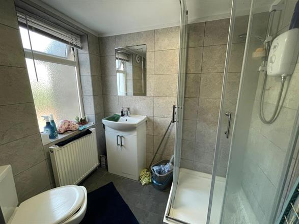 Flat Totteridge Road in High Wycombe