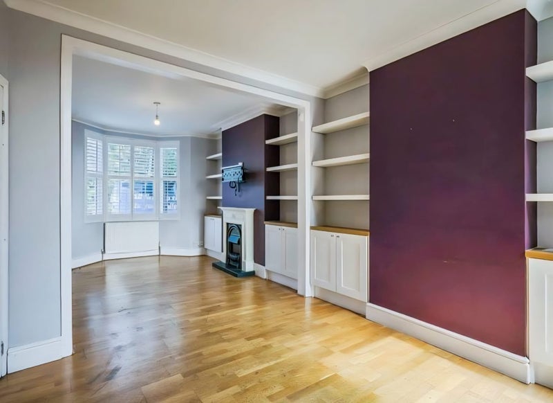 Room Coniston Road in Greater London
