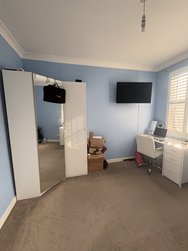 Room Coniston Road in Greater London