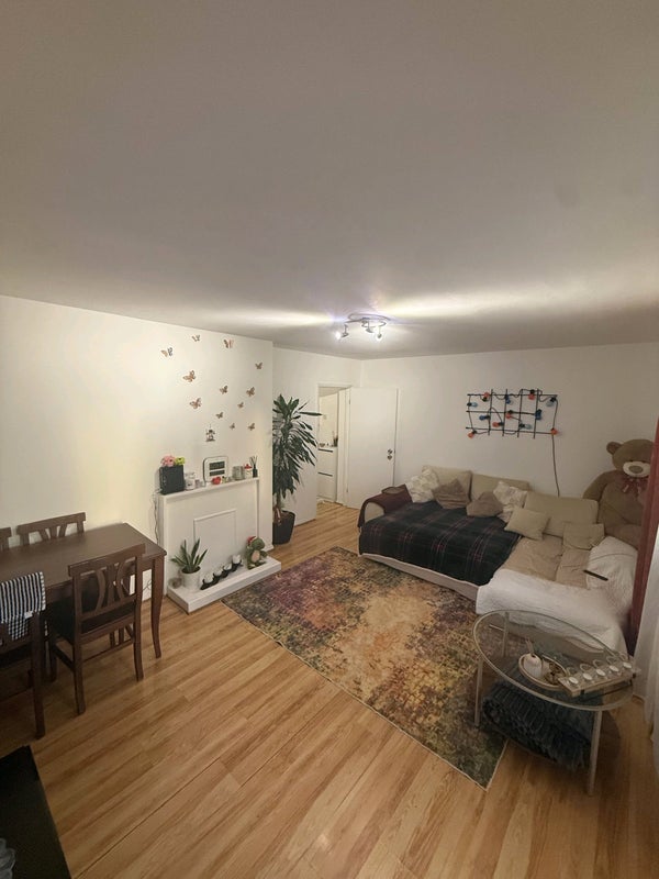 Room Thorne Street in Greater London