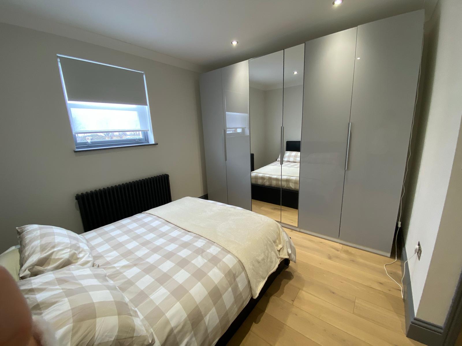 Flat Finborough Road in Greater London