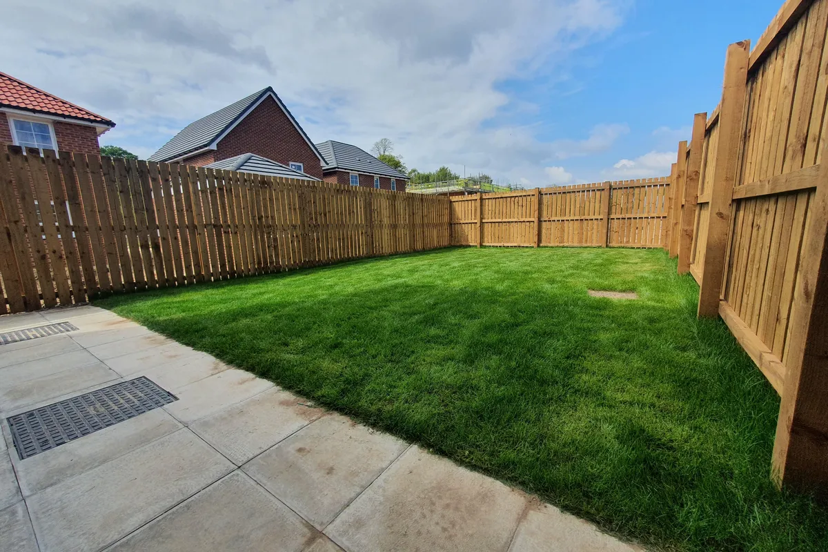 House Deering Close in Doncaster