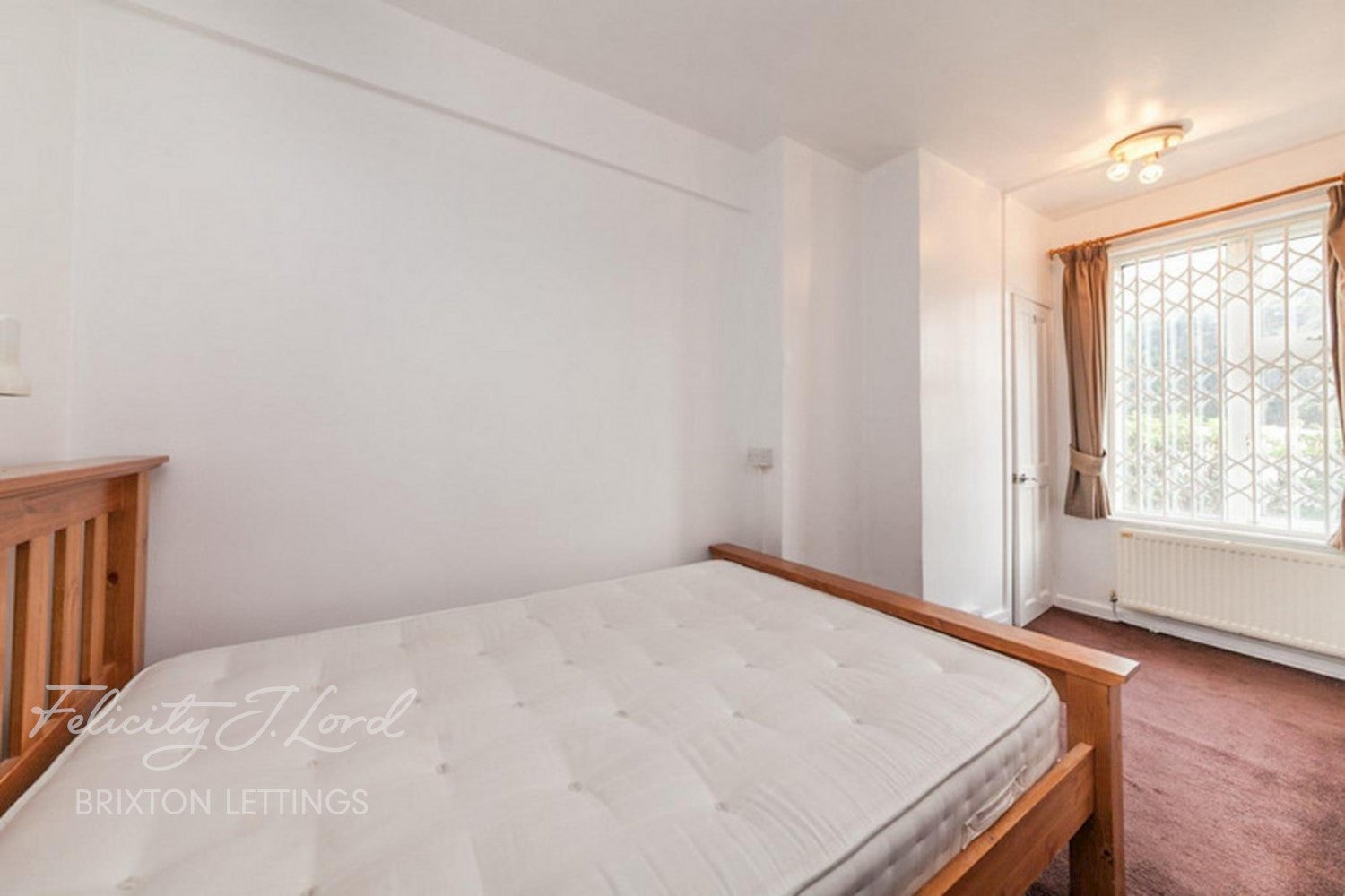 Flat Market Row in London