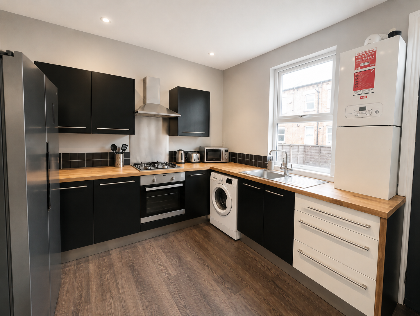 Flat Newport View in Leeds