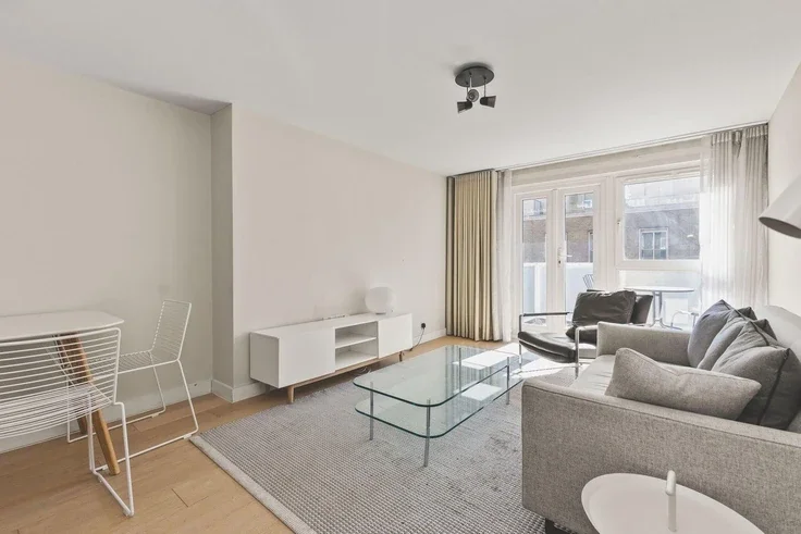 Flat Ebury Street in City of Westminster