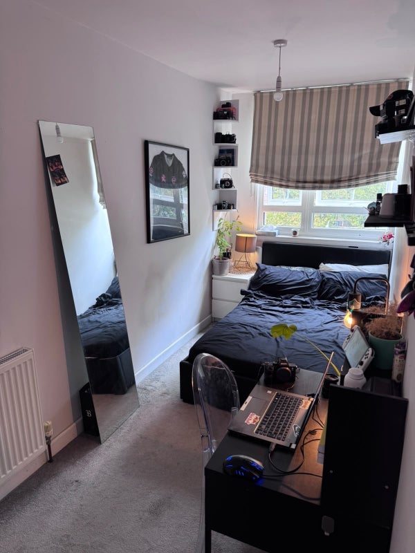 Room Palace Road in Greater London
