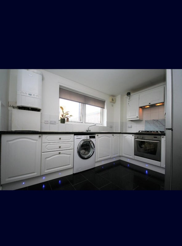 Flat Shettleston Road in Glasgow