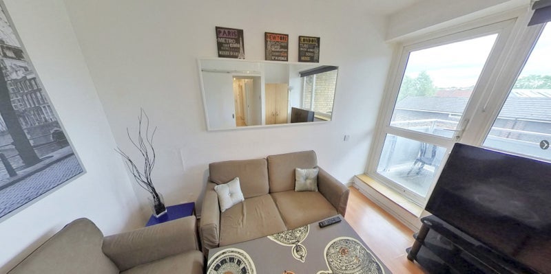 Room Blondel Street in Greater London