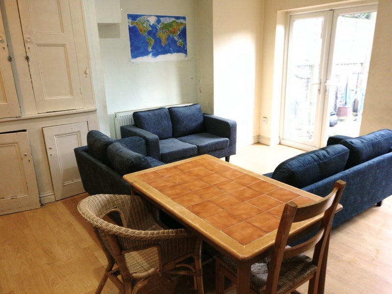 Room Pennard Road in Greater London