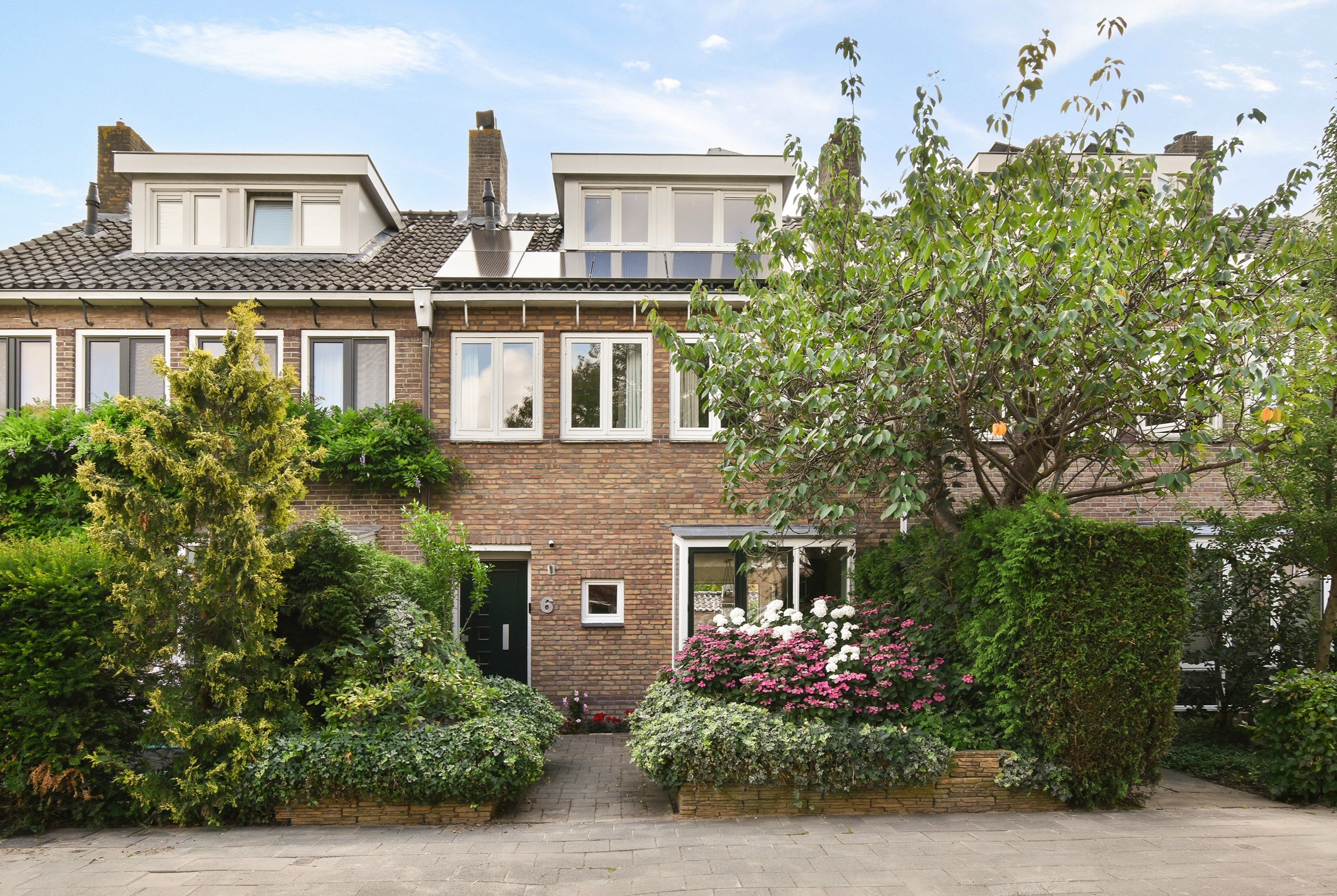 Mr. S. van Houtenlaan 6 in Amstelveen