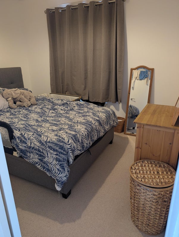 Flat Seaford Road in Greater London