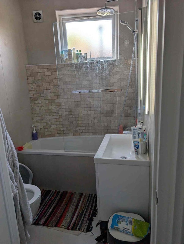 Flat Seaford Road in Greater London