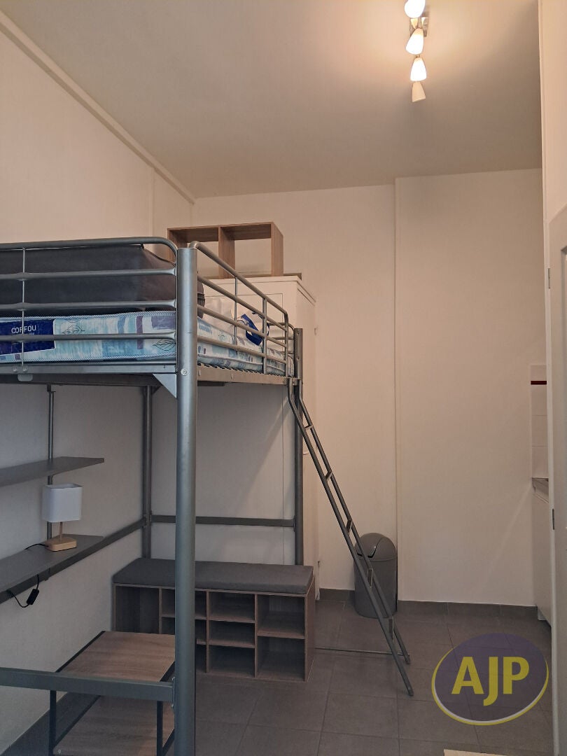 Appartement Route d'Angoulême à Javerlhac-et-la-Chapelle-Saint-Robert