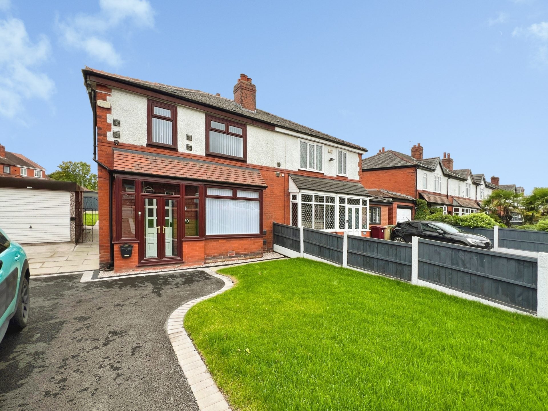 House Manchester Road in Bolton