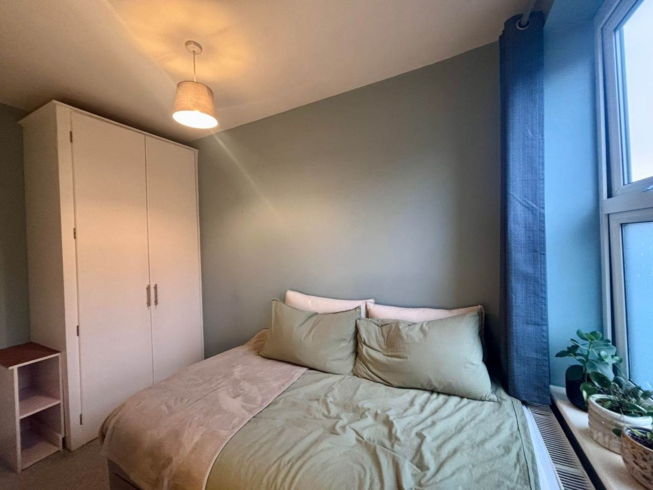 Room Back Salisbury Terrace in Leeds