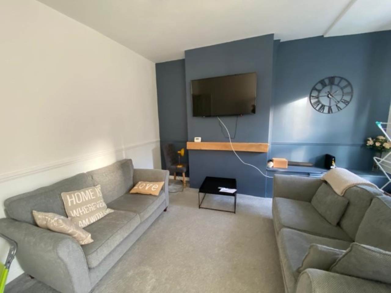 Room Back Salisbury Terrace in Leeds