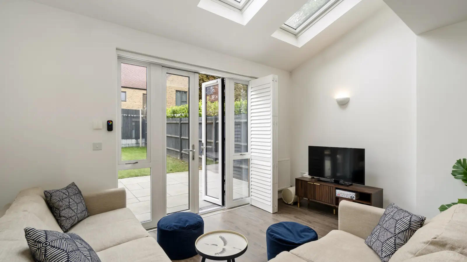 Flat Sir James Moody Way in Greater London