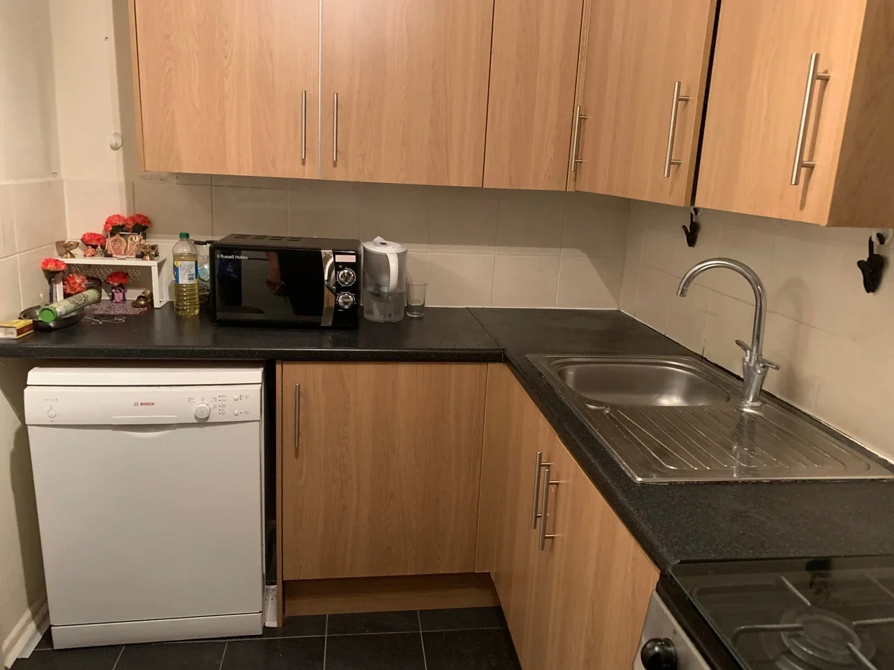 Flat Garrick Crescent in Greater London