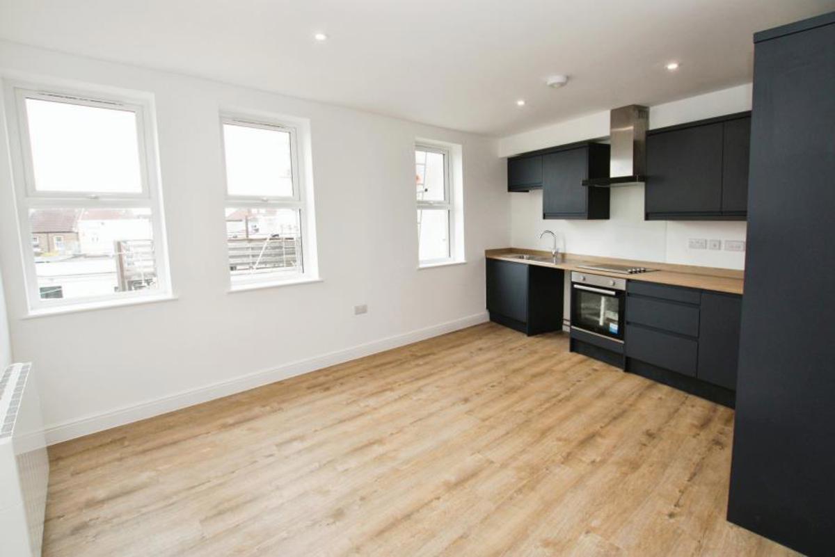 Flat Lodge Causeway in Bristol