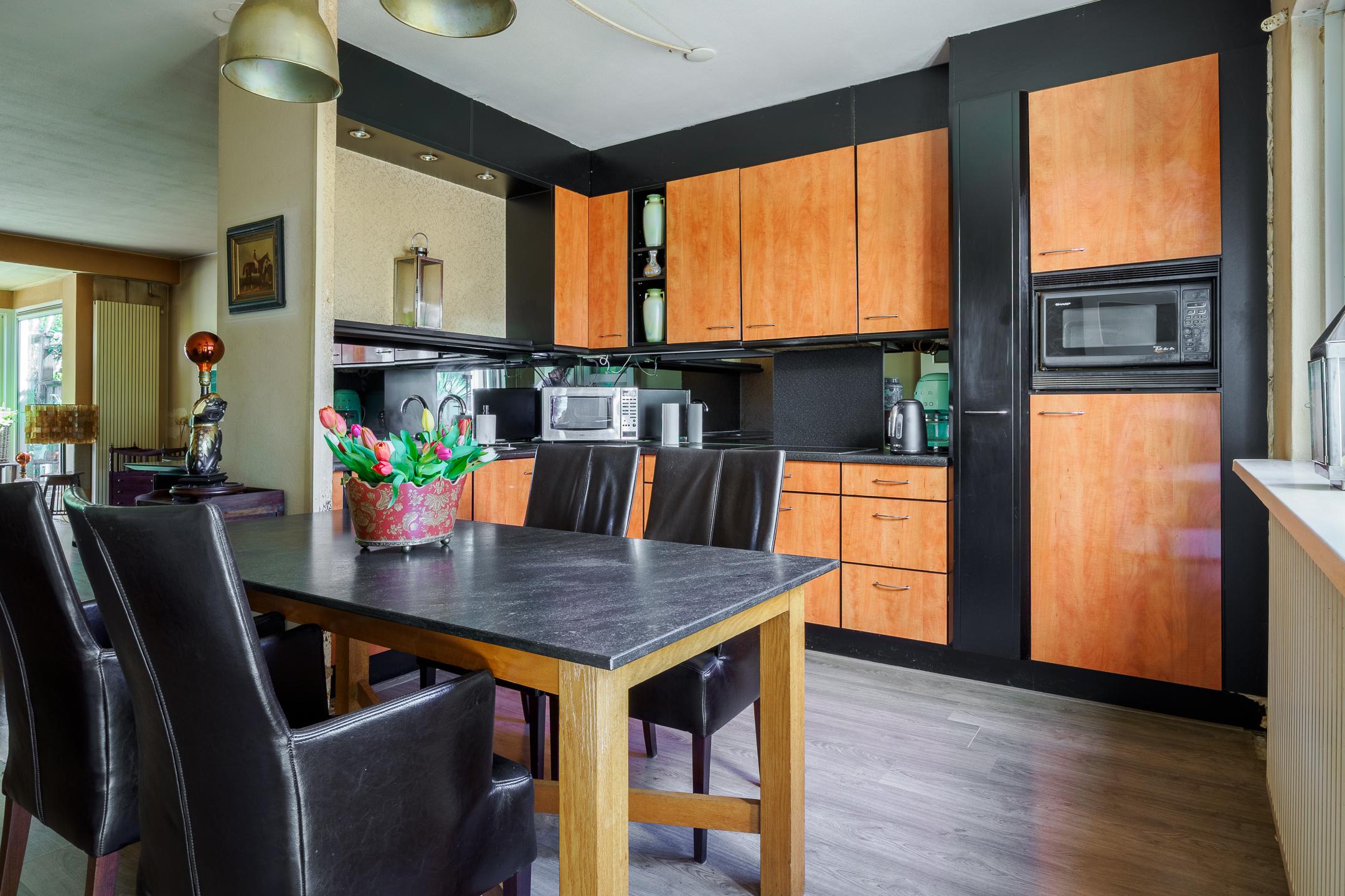 Tussenwoning te koop: Kemnalanden 27, Enschede
