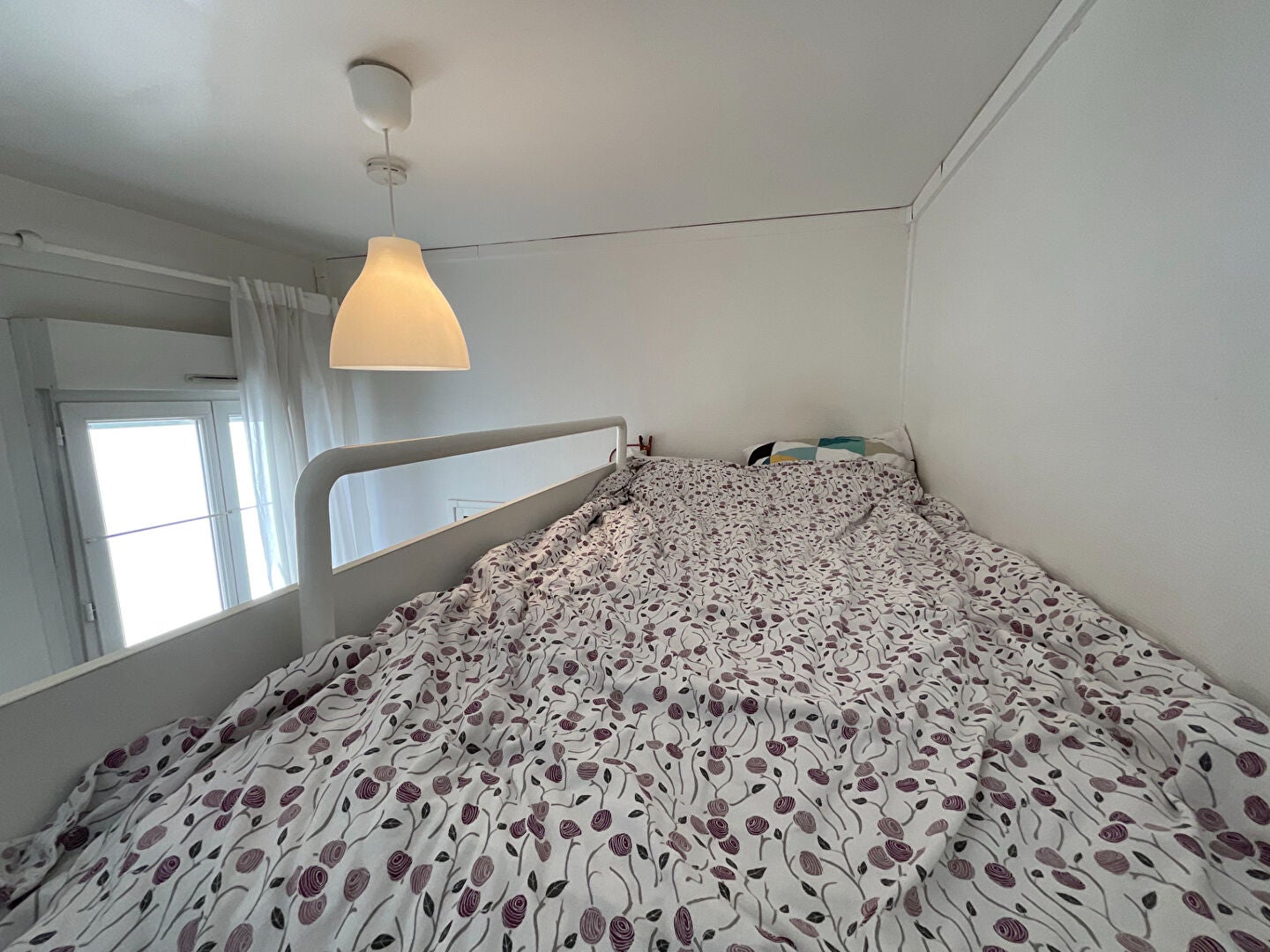 Chambre Rue Chabaud à Reims