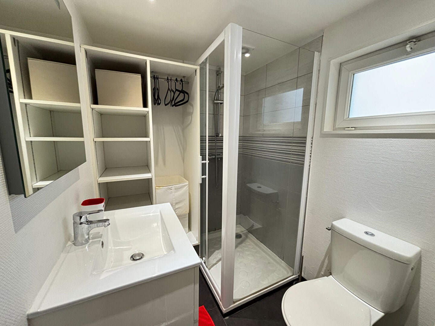 Room Rue Chabaud in Reims