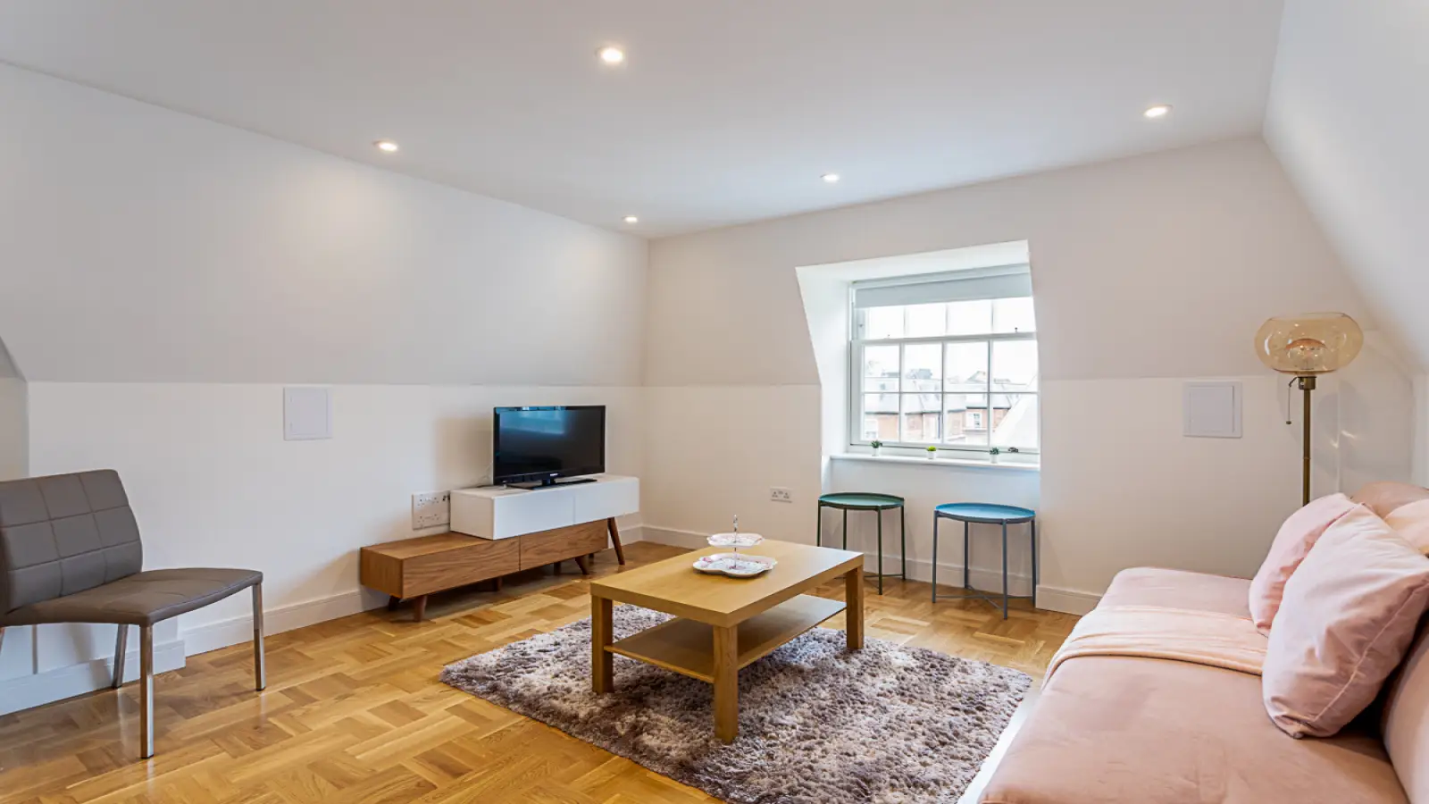 Flat Avonmore Road in Greater London