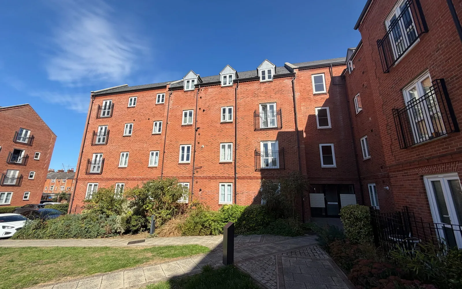 Flat Cherwell Court in Cherwell District