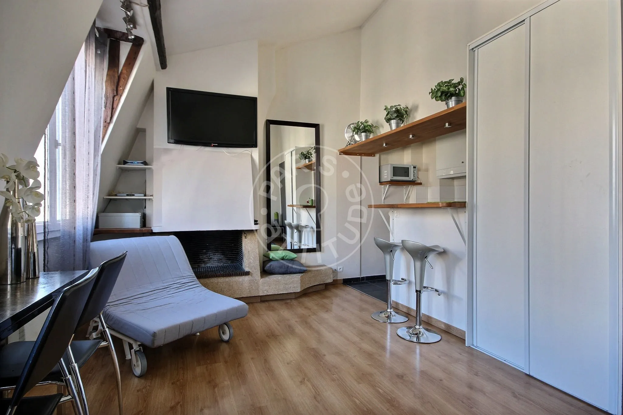 Flat Rue de la Huchette in Paris