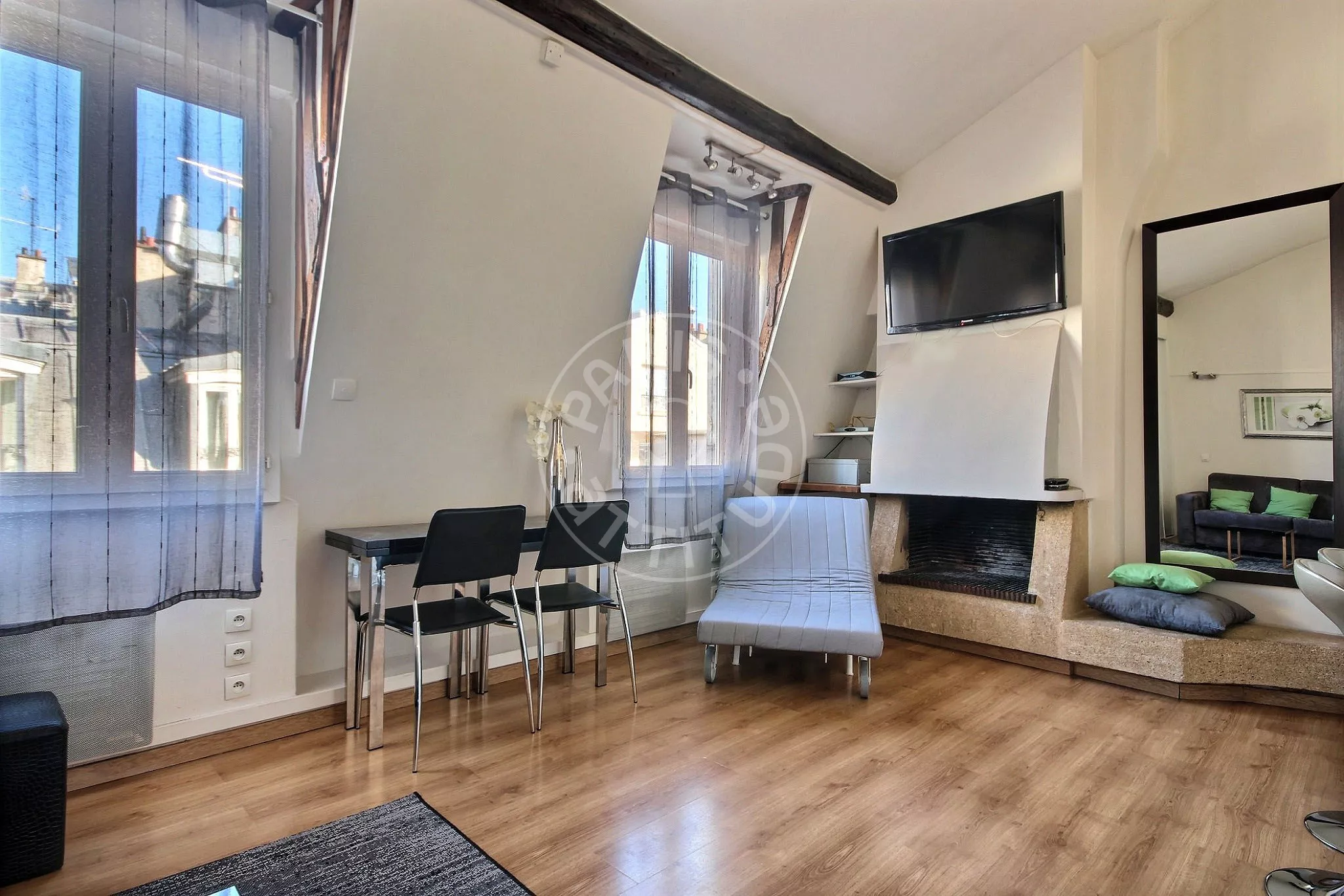 Flat Rue de la Huchette in Paris