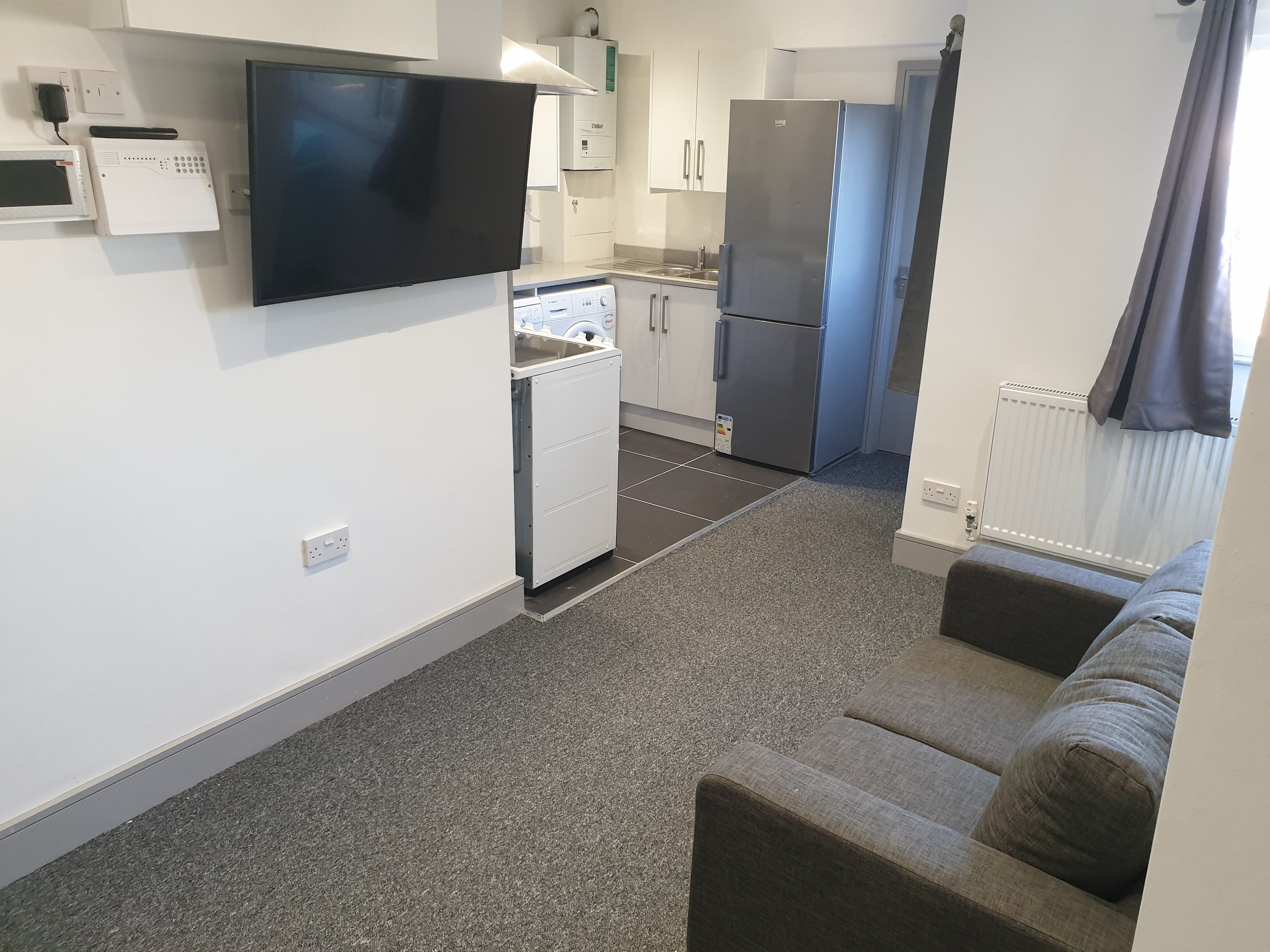 Room Bournbrook Road in Birmingham