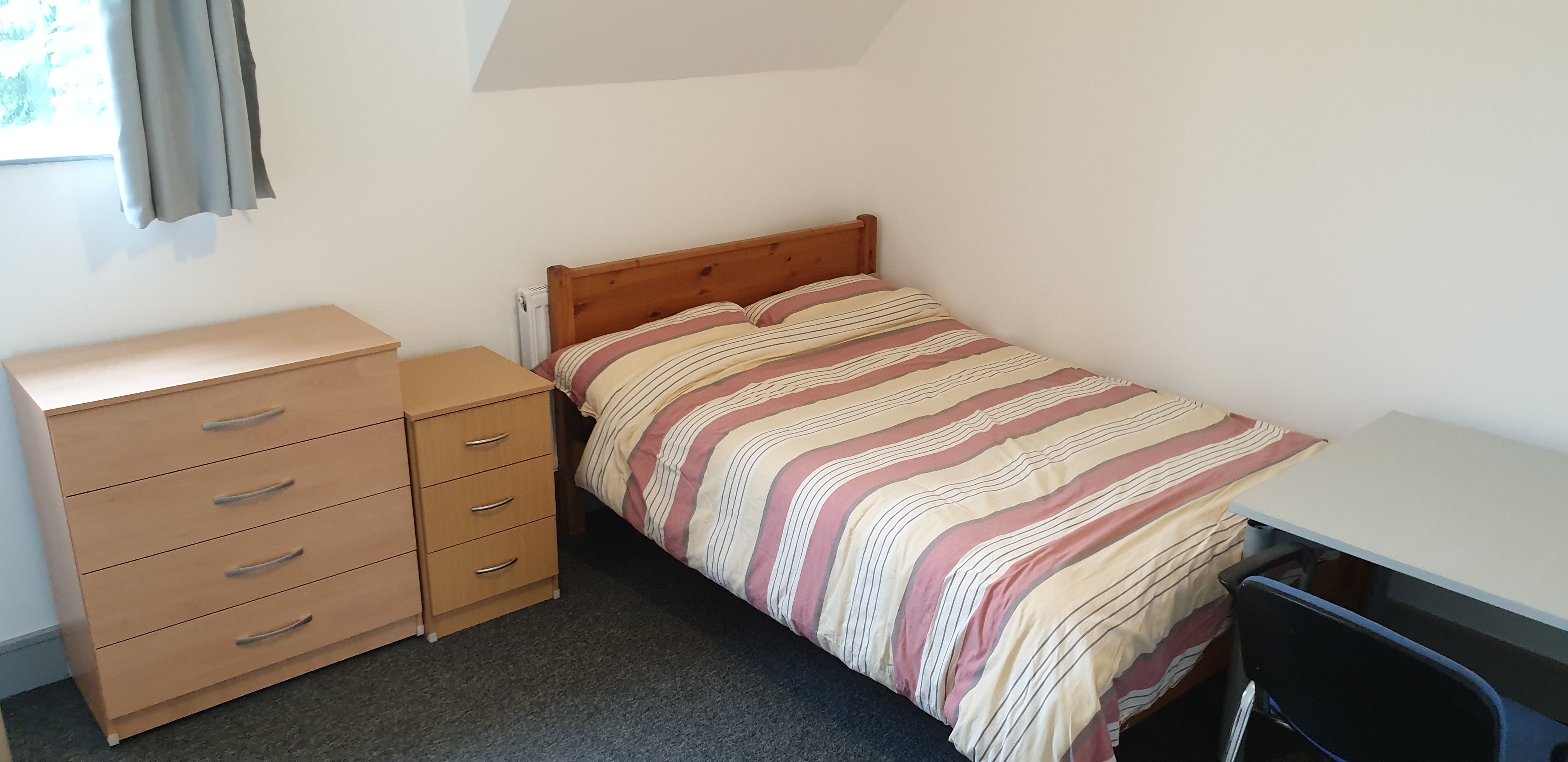 Room Bournbrook Road in Birmingham