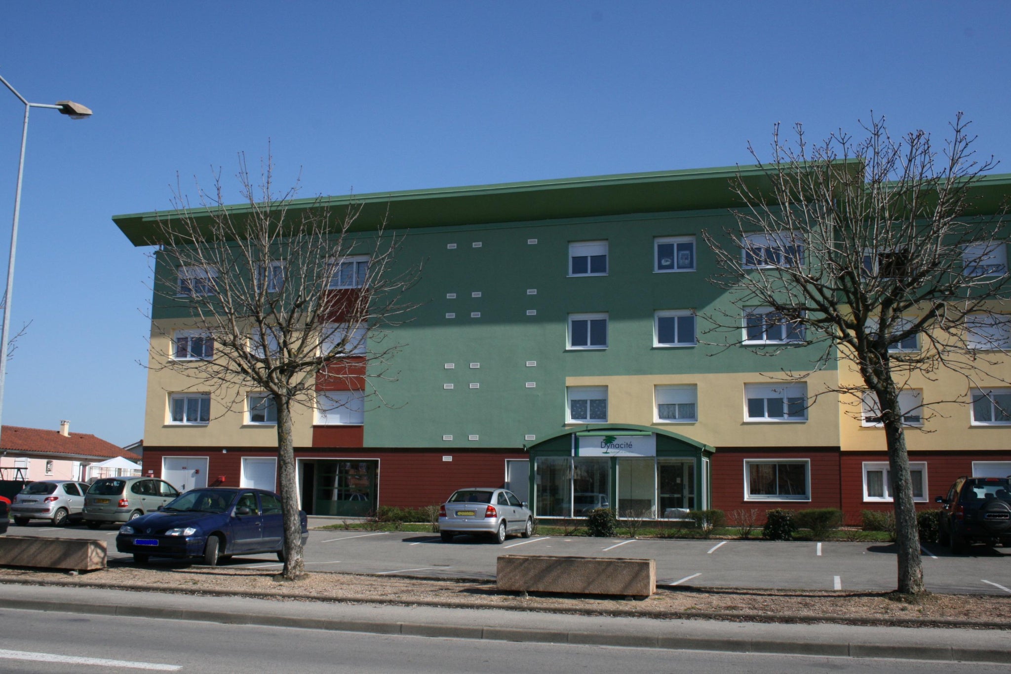 Flat Rue Jules Verne in Saint-Laurent-sur-Saône