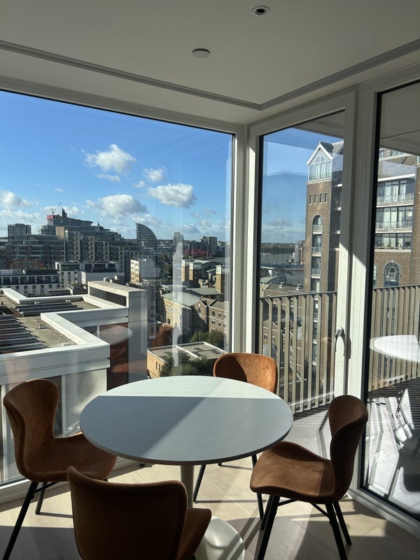 Room York Place in Greater London
