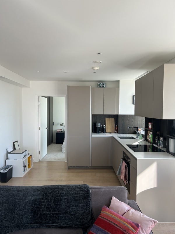 Room York Place in Greater London