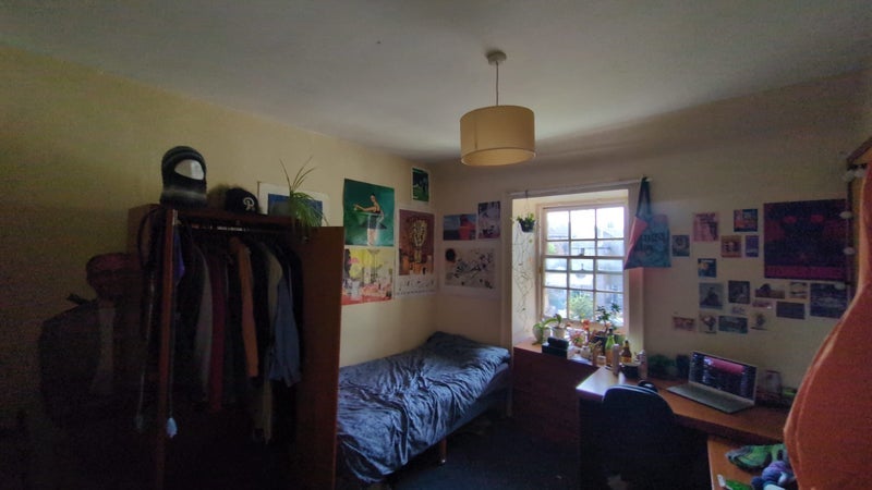 Room West Nicolson Street in City of Edinburgh