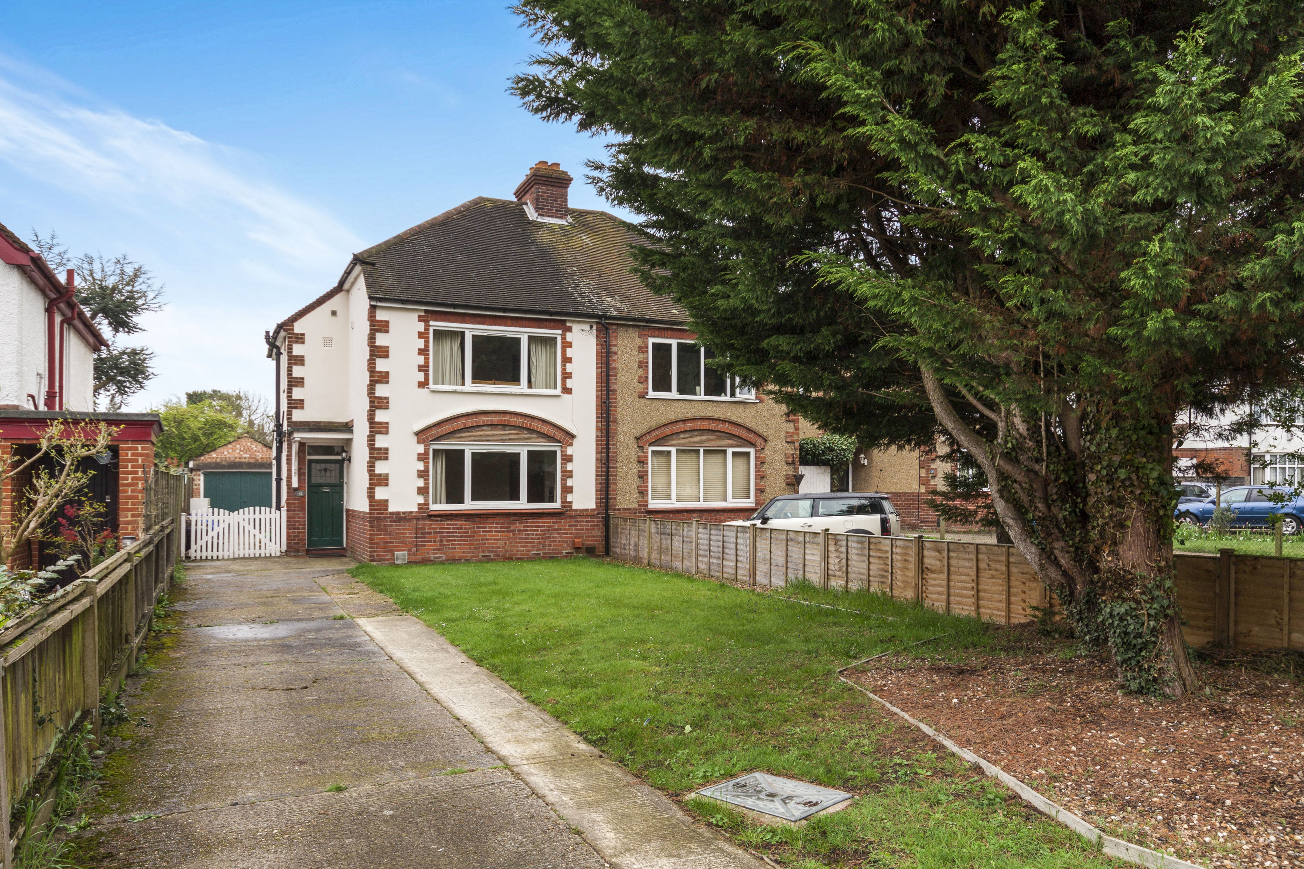 House Beech Lane in Earley