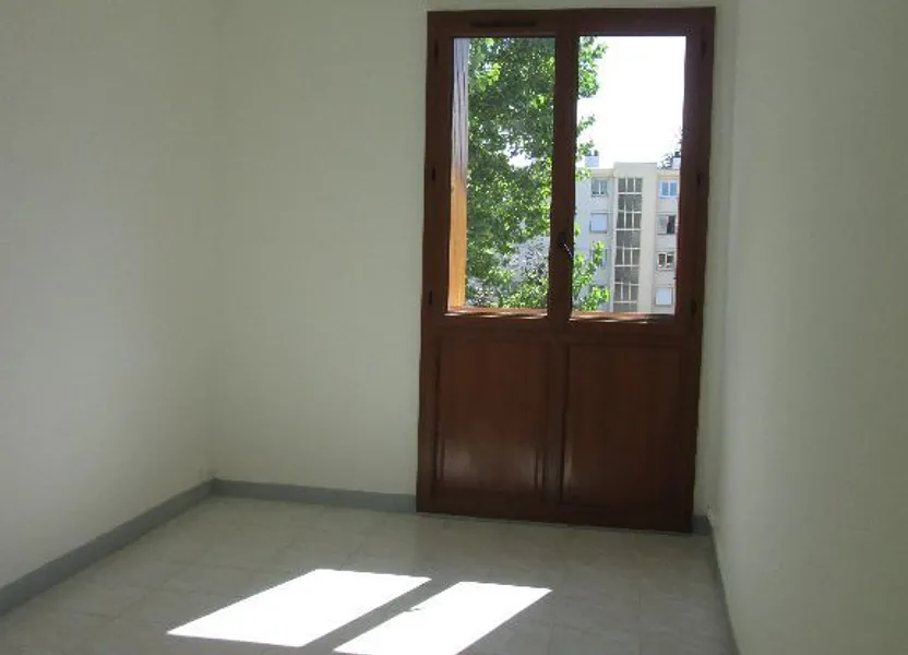 Appartement Avenue du Général de Gaulle à Joué-lès-Tours