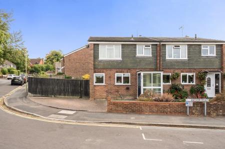 House Pearces Place in Basingstoke and Deane
