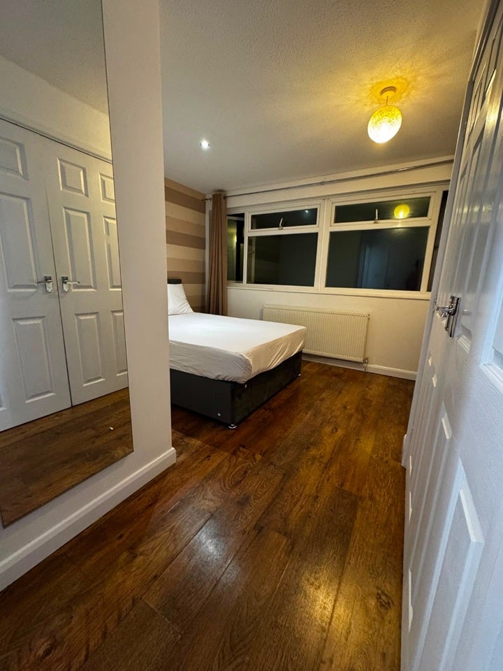 Room Stonecrop Place in Milton Keynes