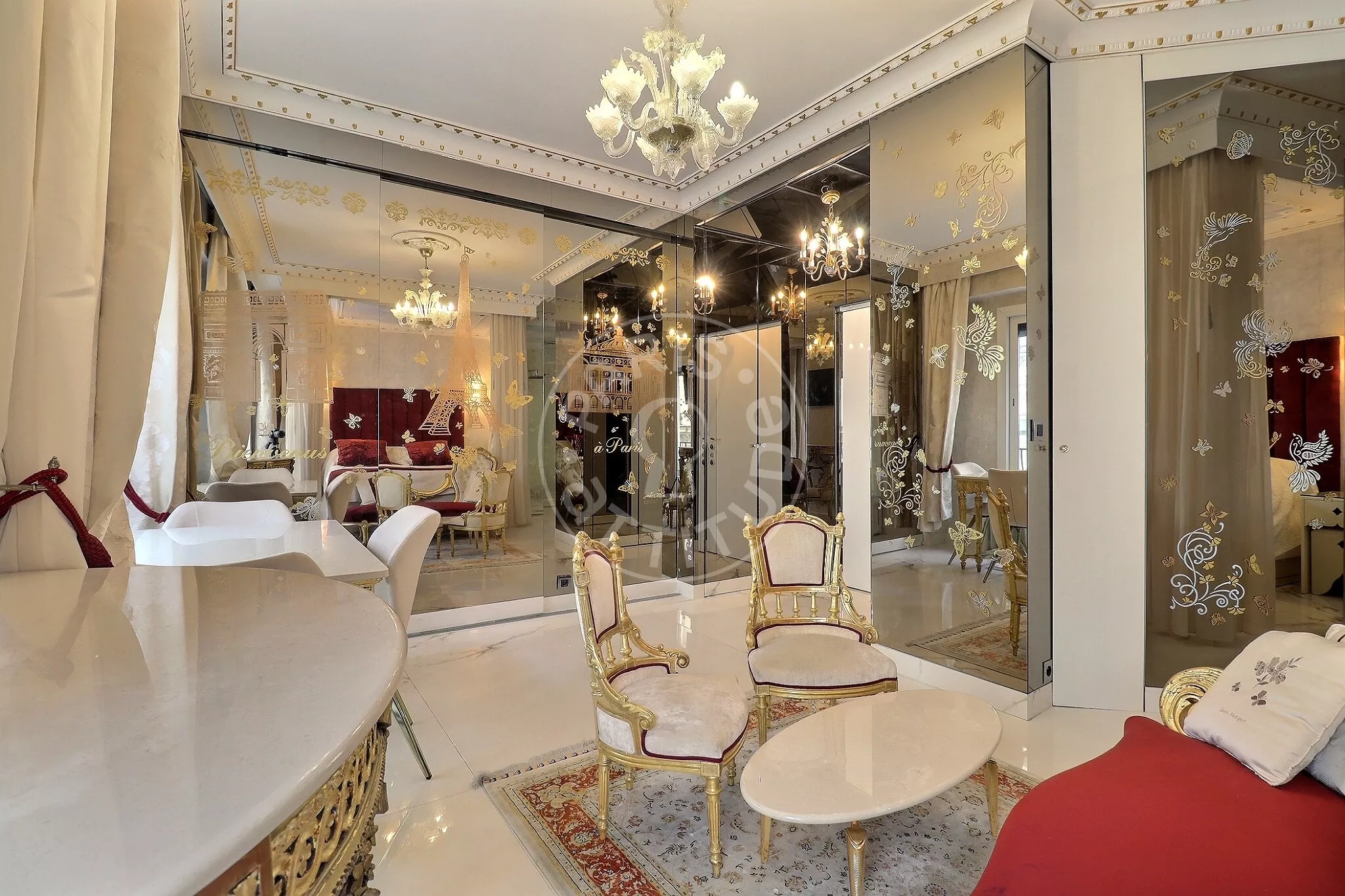 Appartement Avenue Matignon à Paris