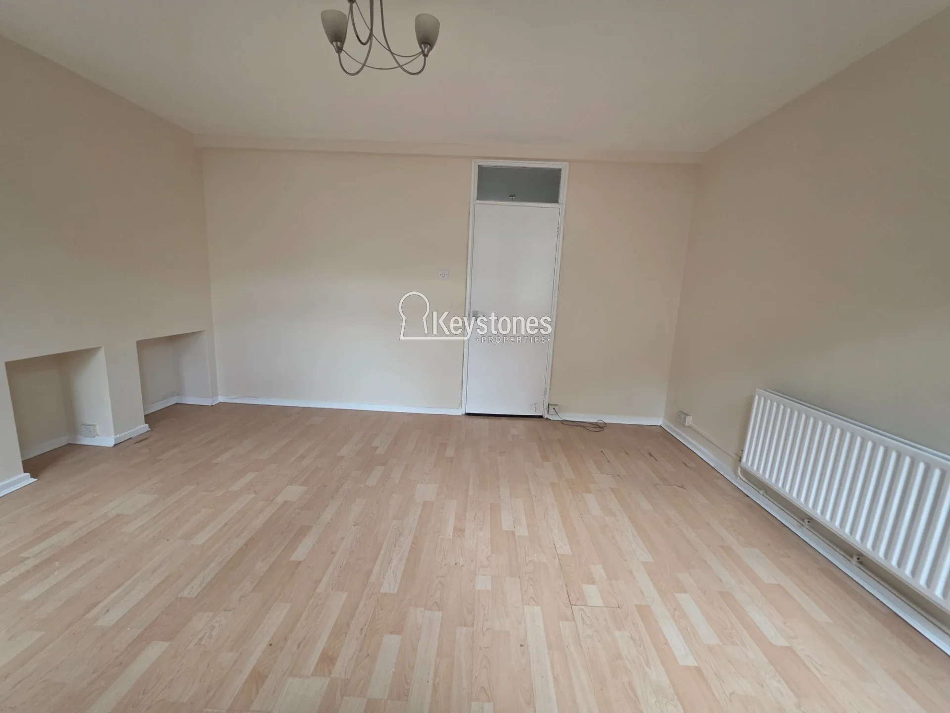 Flat Belton Way in Greater London