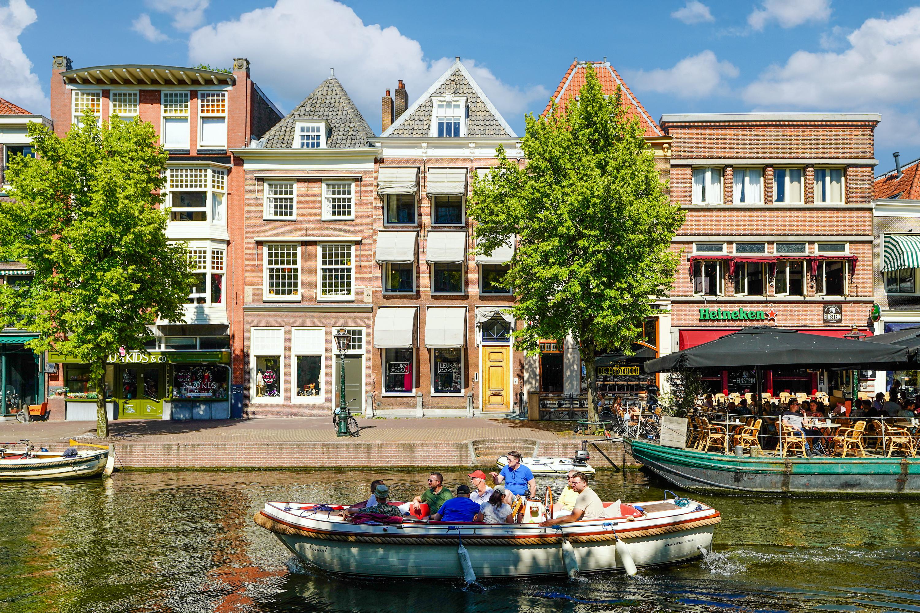 Nieuwe Rijn 17 in Leiden
