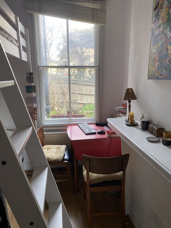 Room Isabella Road in Greater London
