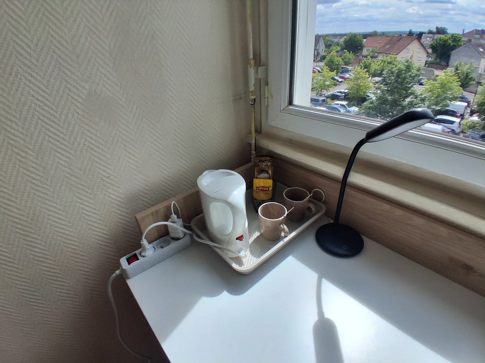 Room Square de la Garenne in Gonesse